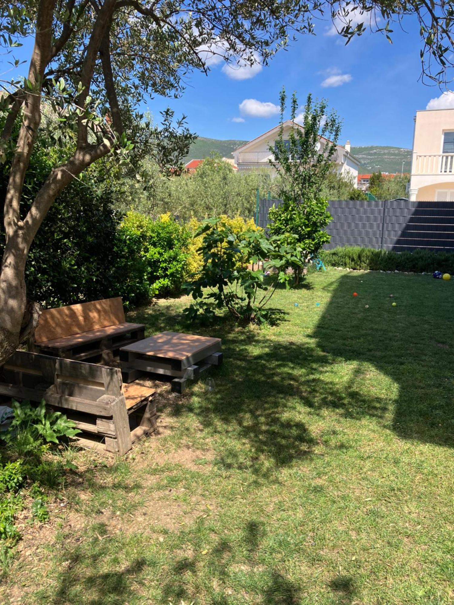 Kaštela Apartments & Rooms Seaside מראה חיצוני תמונה